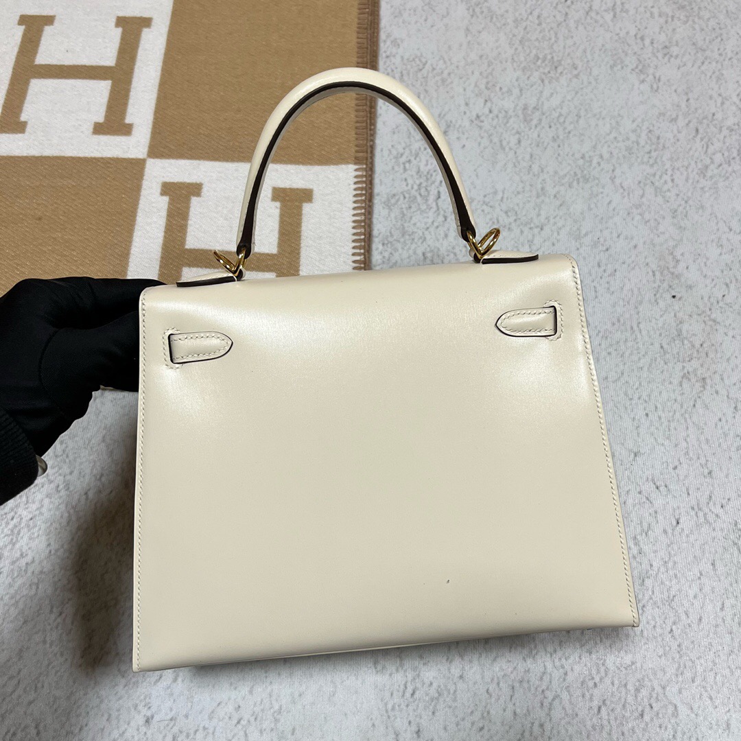 愛馬仕官網中國官方網站 Hermès Kelly 25 Box Calf i2 Nata 奶油白金扣