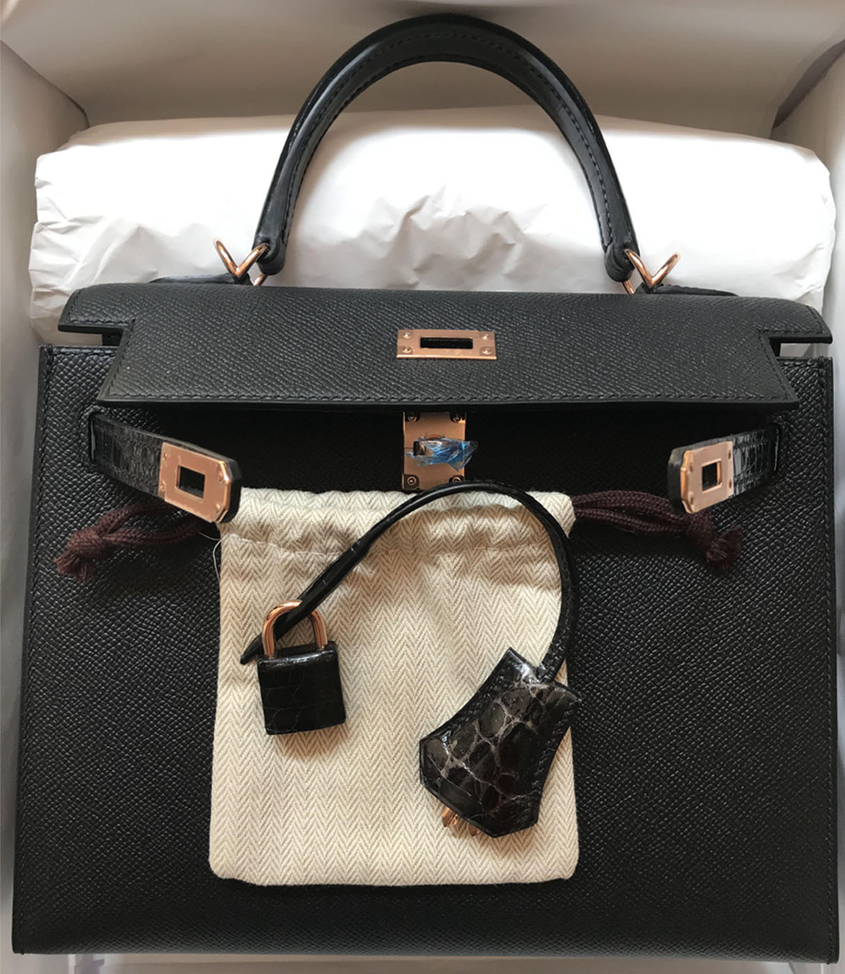 愛馬仕經典款女包價格與圖片 Hermes Kelly 25 Touch Epsom/尼羅鱷魚黑色玫瑰金扣