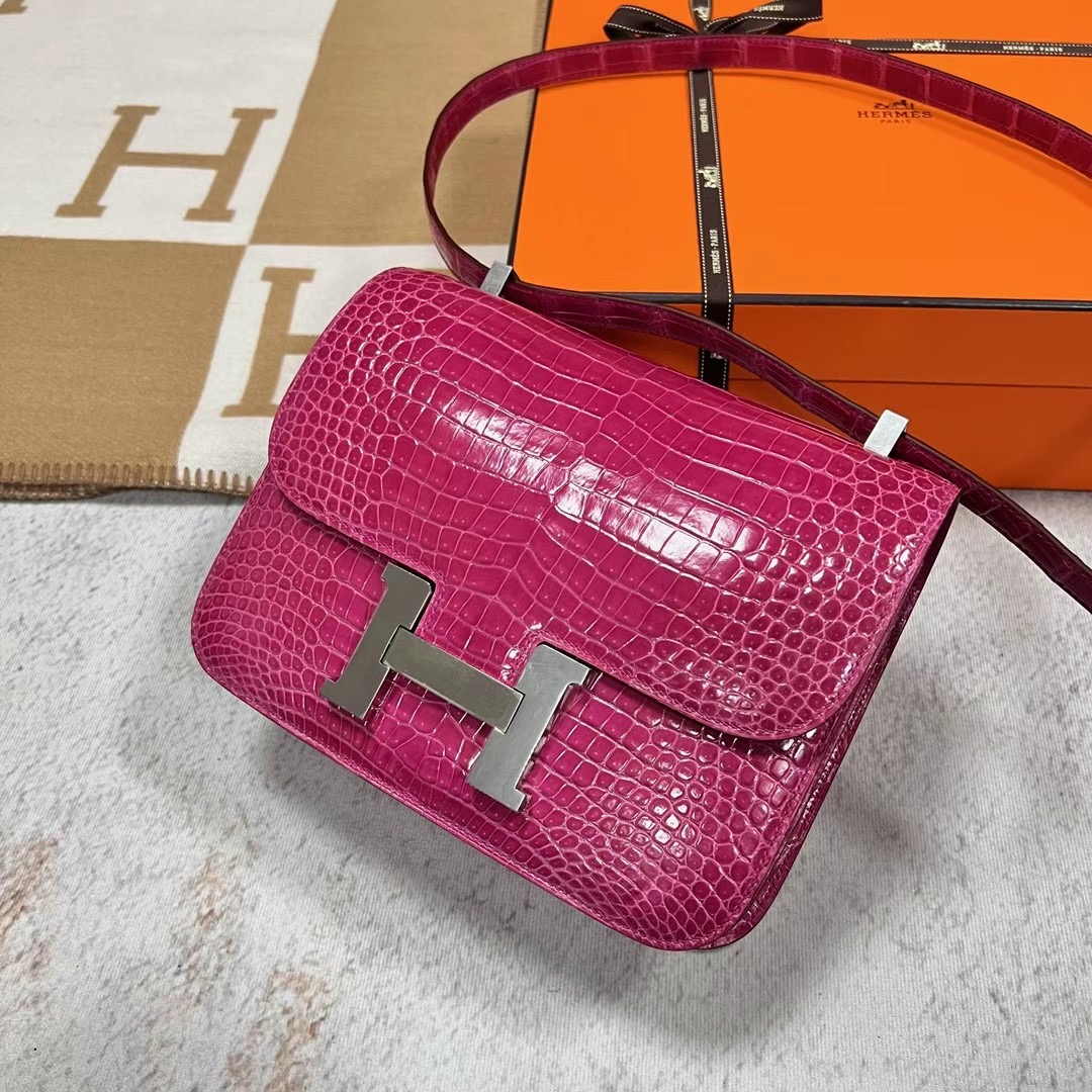 加拿大愛馬仕官網 Canada Hermes Constance 24 Porosus Crocodile Fuschia Pink