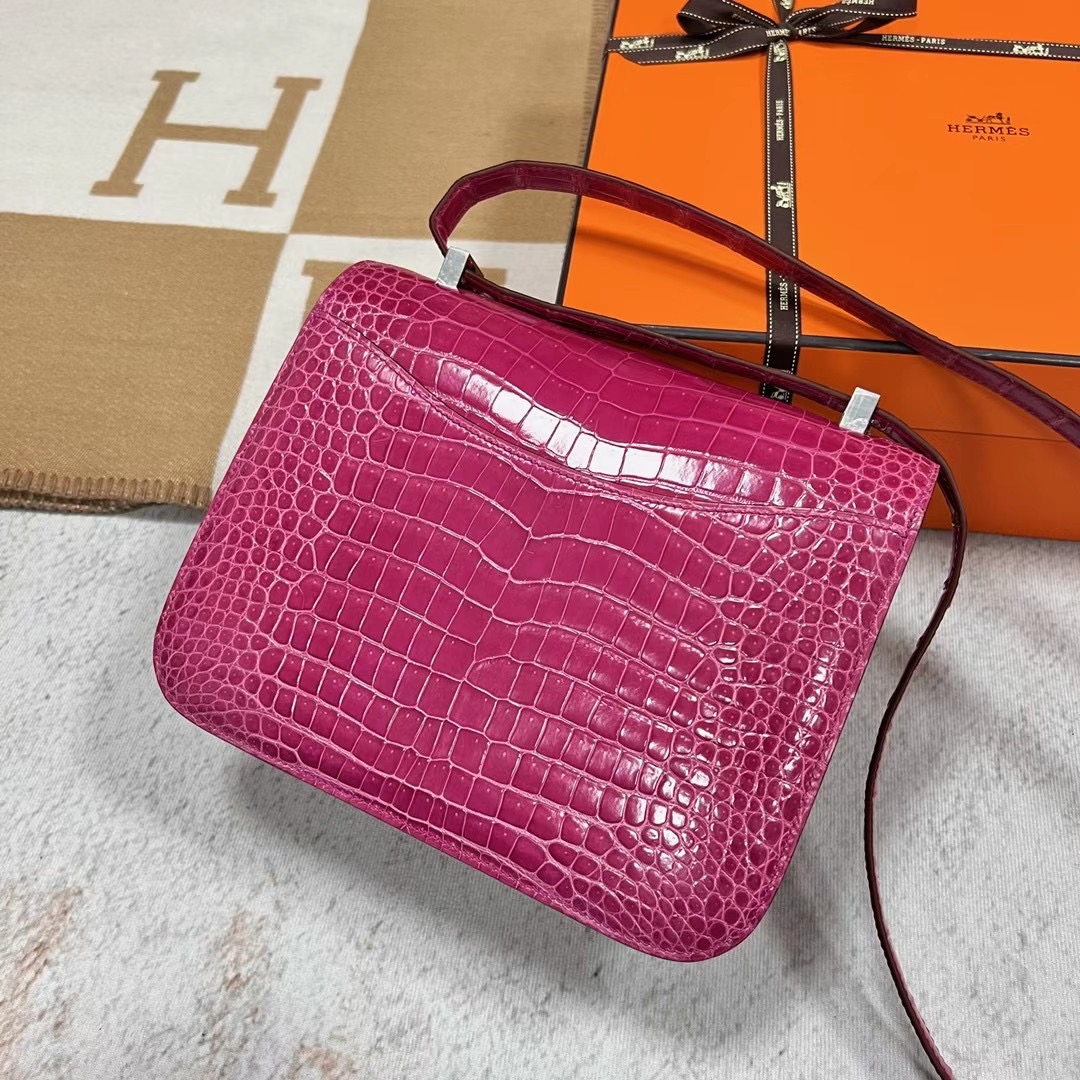 加拿大愛馬仕官網 Canada Hermes Constance 24 Porosus Crocodile Fuschia Pink