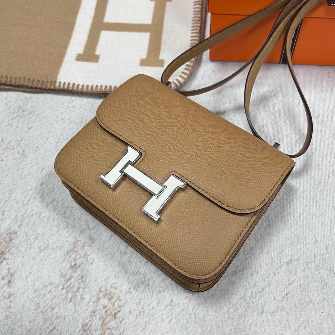 HERMES CONSTANCE 18CM EPSOM 0M CHAI GHW