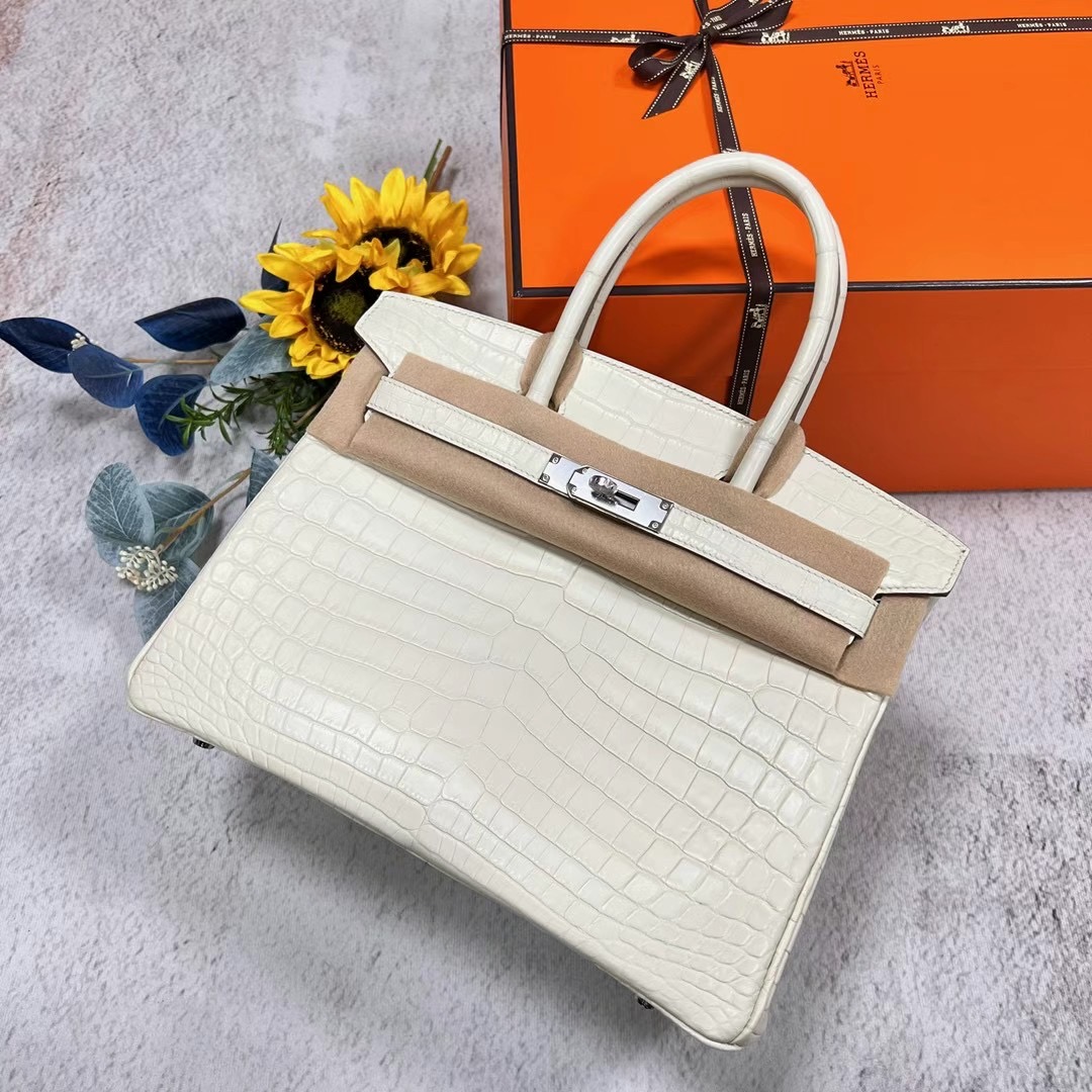 愛馬仕鉑金包多少錢2023刻印 B刻 Hermes Birkin 30 霧面尼羅鱷魚 8L Beton 銀扣