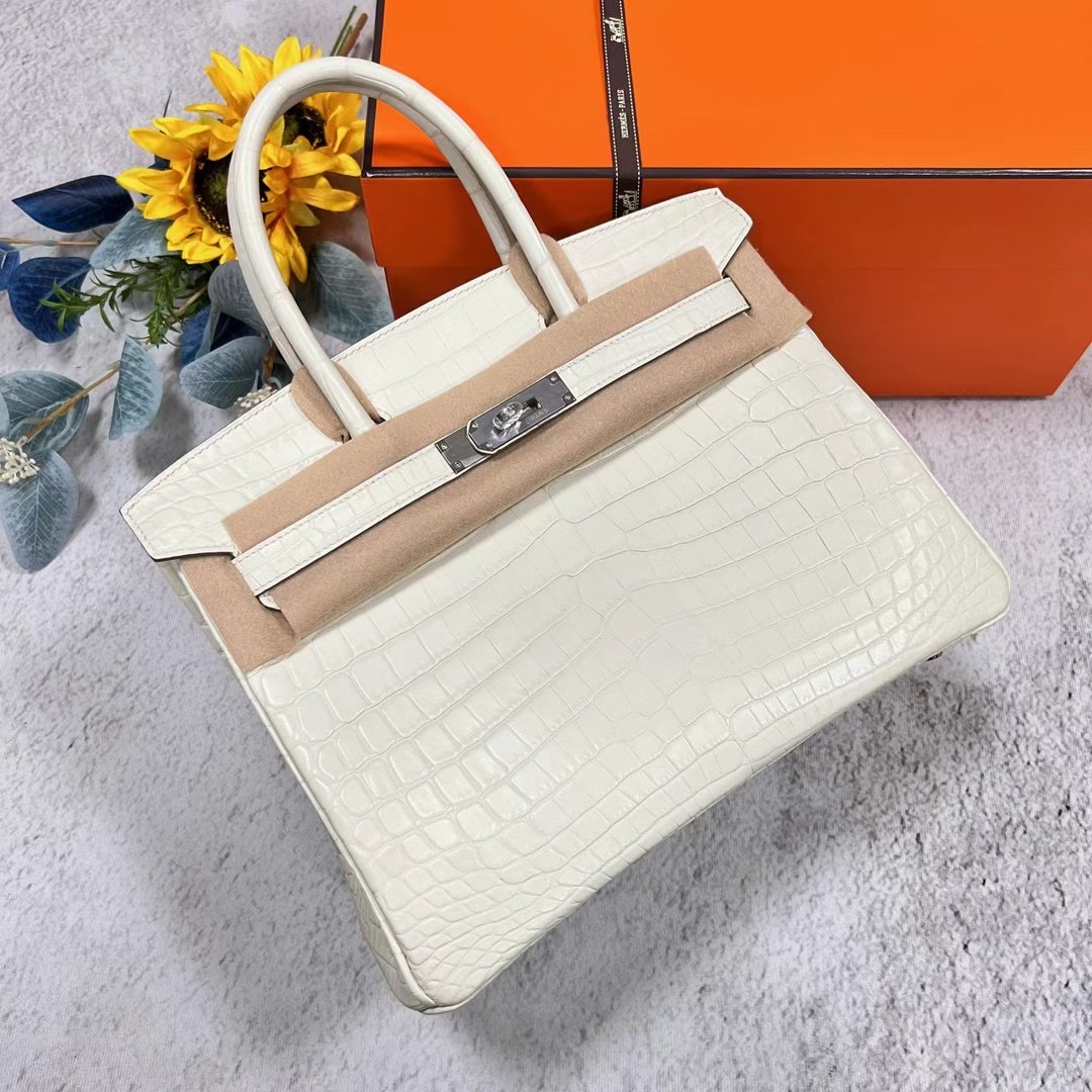 愛馬仕鉑金包多少錢2023刻印 B刻 Hermes Birkin 30 霧面尼羅鱷魚 8L Beton 銀扣