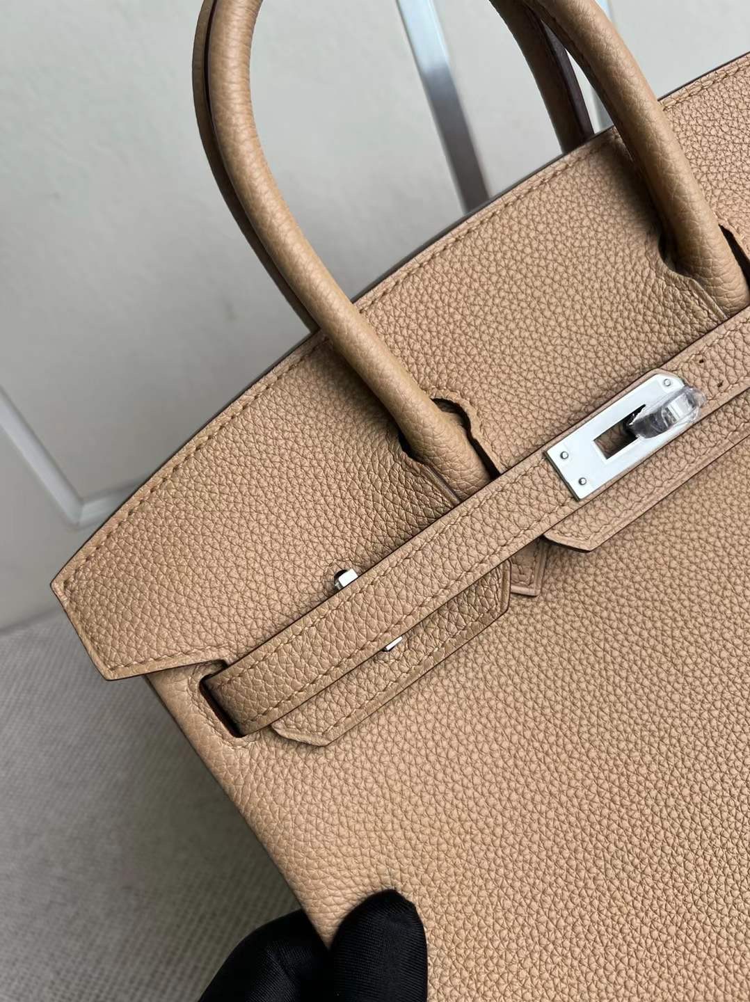 愛馬仕馬來西亞官方網站 Hermes Birkin 25 Togo 0M Chai 瑪薩拉茶色 銀扣