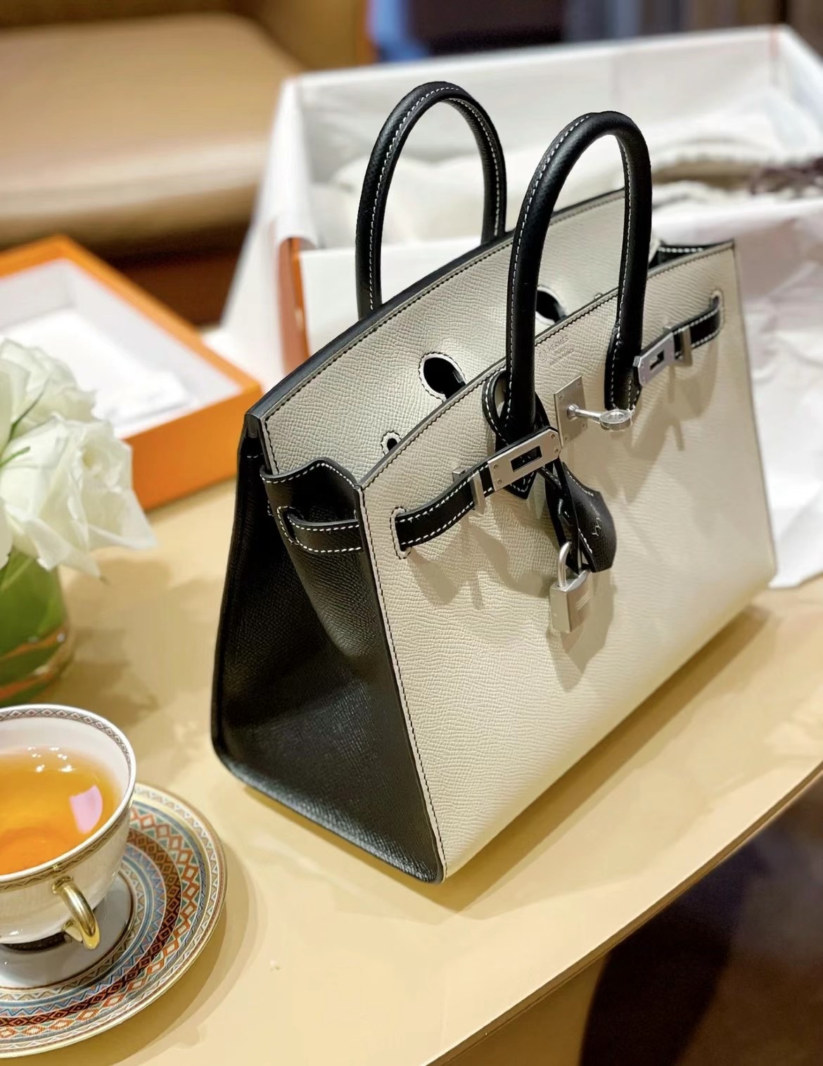 愛馬仕鉑金包黑配白圖片大全 Hermes Birkin 25 HSS外縫So Epsom Nata/Noir磨砂銀扣