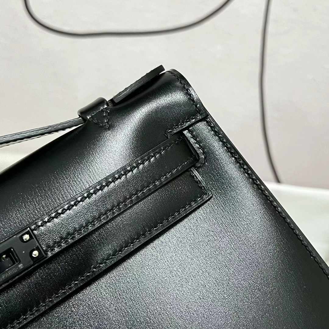 新加坡愛馬仕迷你凱莉一代多少錢 Hermes Mini Kelly Pochette BOX 黑色黑扣