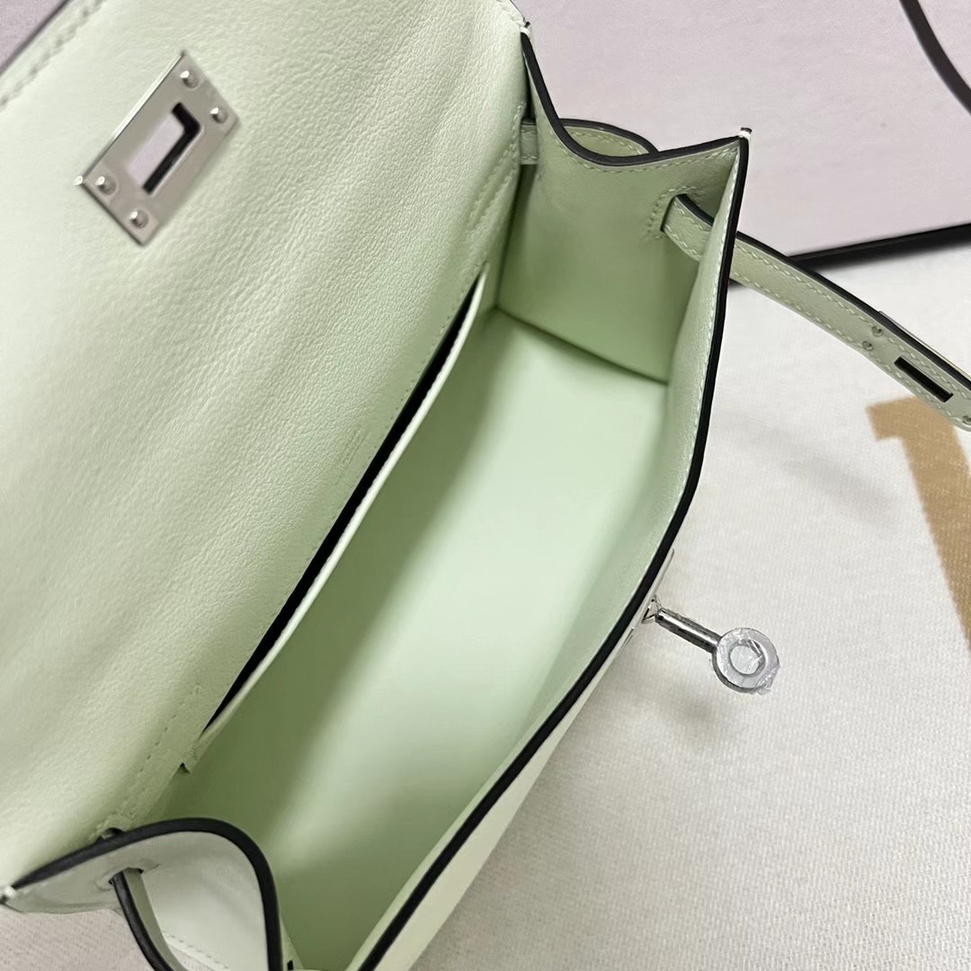 Indonesia Hermes Mini kelly Pochette Swift 0S Vert Fizz 氣泡綠色 銀扣