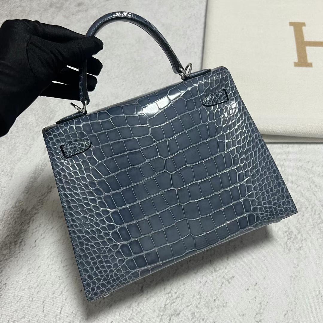 愛馬仕女包價格及圖片大全 Hermes Kelly 25 Blue Tempete 風暴藍 亮面美洲鱷魚銀扣