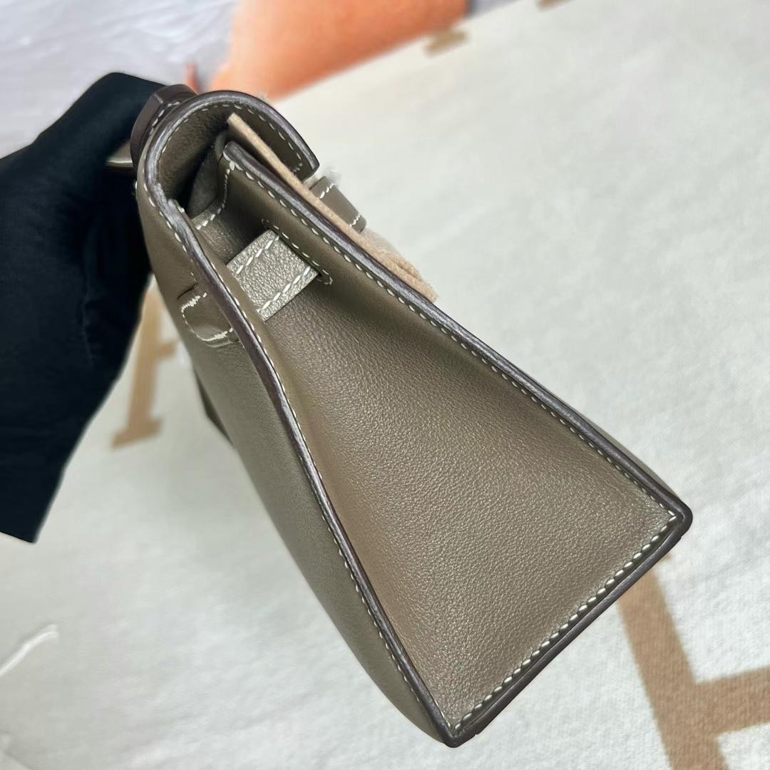 新加坡愛馬仕包包價格及圖片 Hermes Mini Kelly Pochette Swift Etoupe 大象灰銀扣