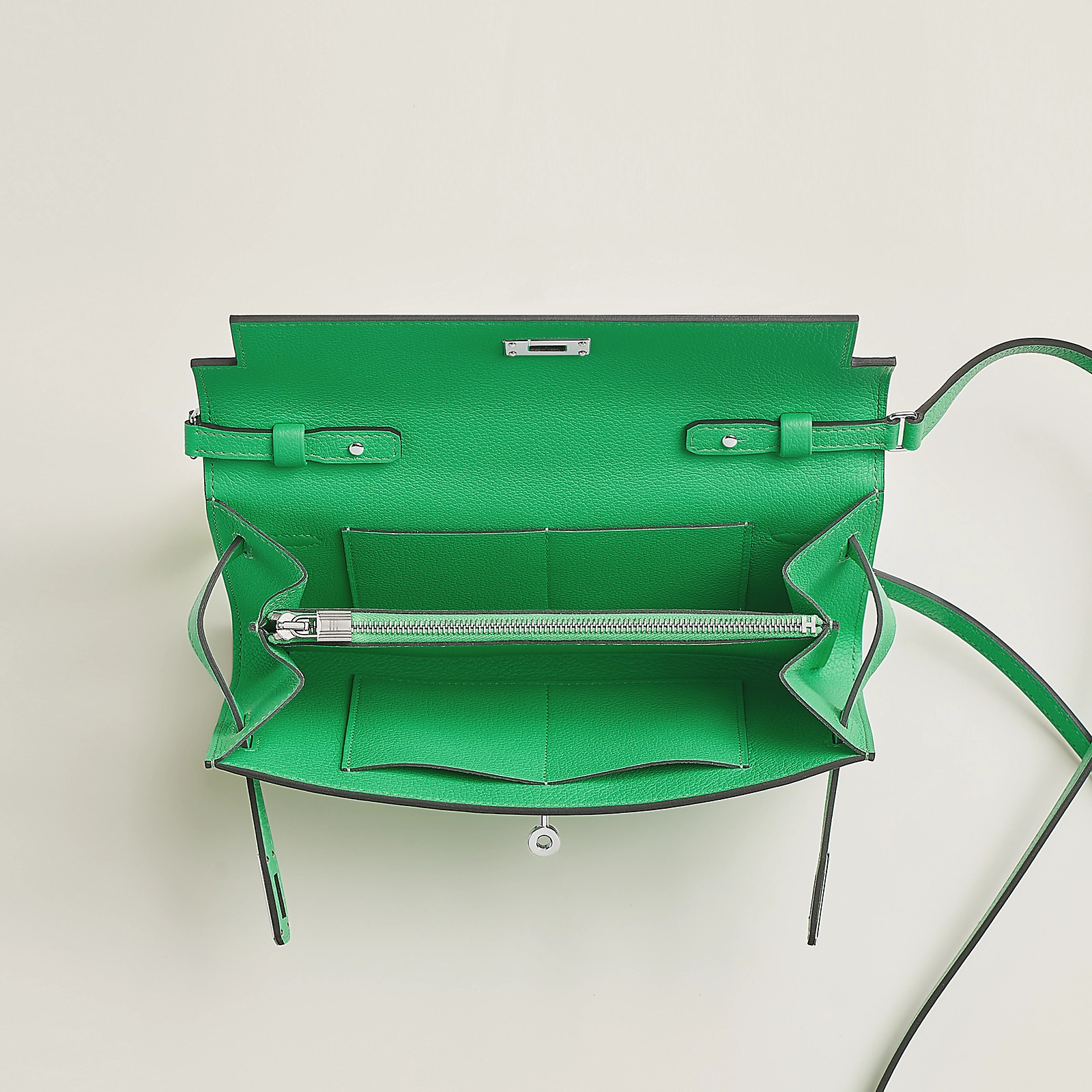 愛馬仕 Hermes Kelly To Go Cavale Evercolor 漫畫綠 小牛皮長錢包