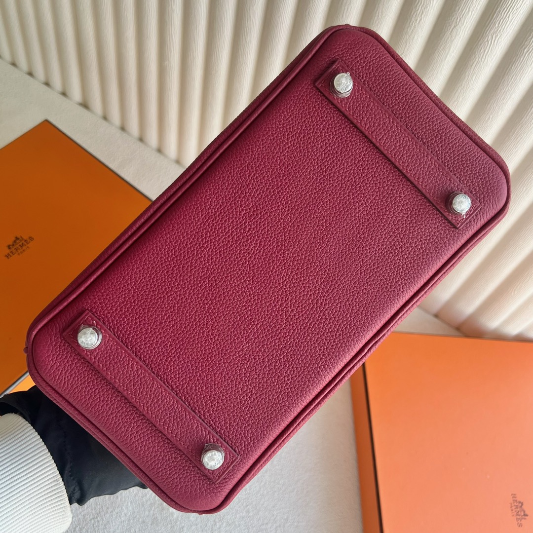 愛馬仕新款包包官網 Hermès Birkin 25 Togo 顏色K1 Rouge Grenat 石榴紅銀色五金