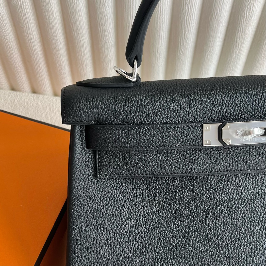 愛馬仕新加坡專賣店 Hermès Kelly 28 Togo 顏色CK89 Nior黑色銀色五金