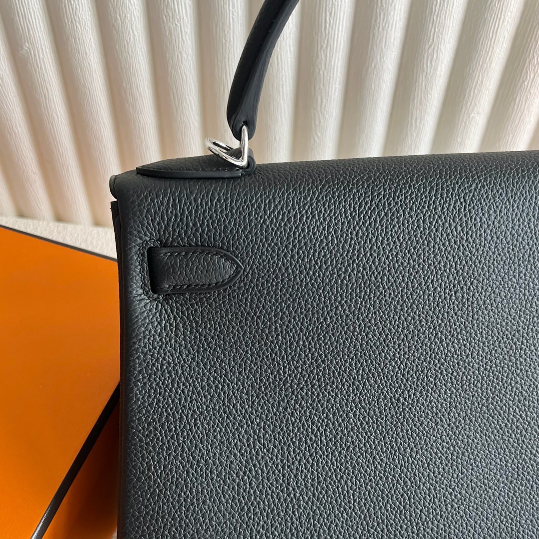 愛馬仕新加坡專賣店 Hermès Kelly 28 Togo 顏色CK89 Nior黑色銀色五金