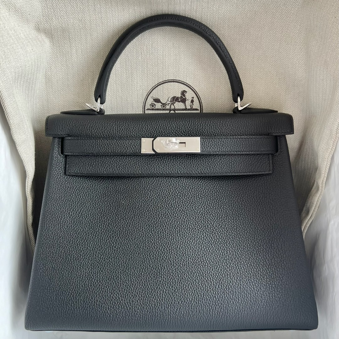 愛馬仕新加坡專賣店 Hermès Kelly 28 Togo 顏色CK89 Nior黑色銀色五金