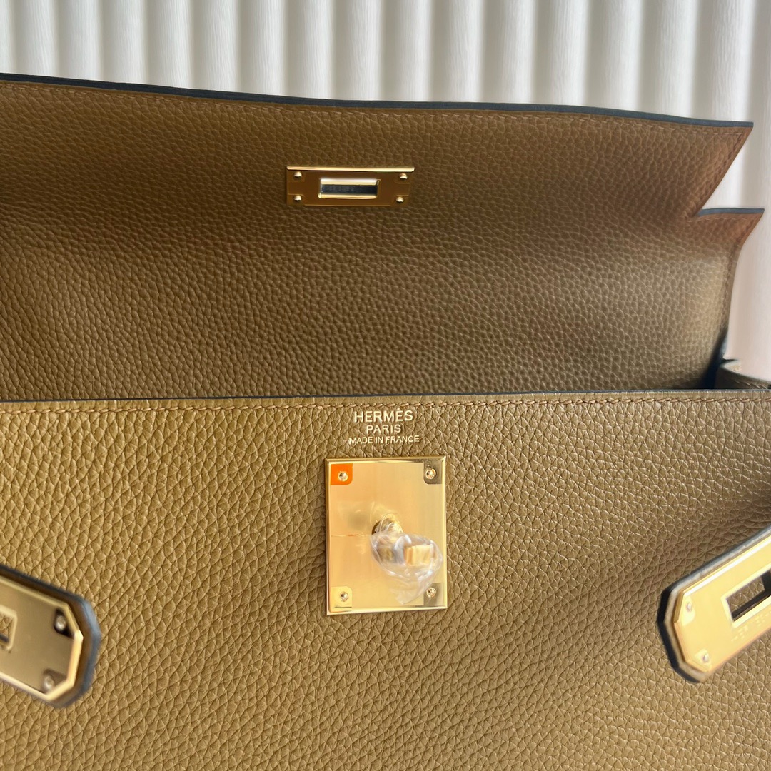 愛馬仕馬來西亞專賣店 Hermès Kelly 28cm Togo Leather 顏色U8 Bronze金銅色-Qatar Kuwait Hermes Birkin Kelly Lindy bag 愛馬仕馬來西亞專賣店 Hermès Kelly 28cm Togo Leather 顏色U8 Bronze金銅色