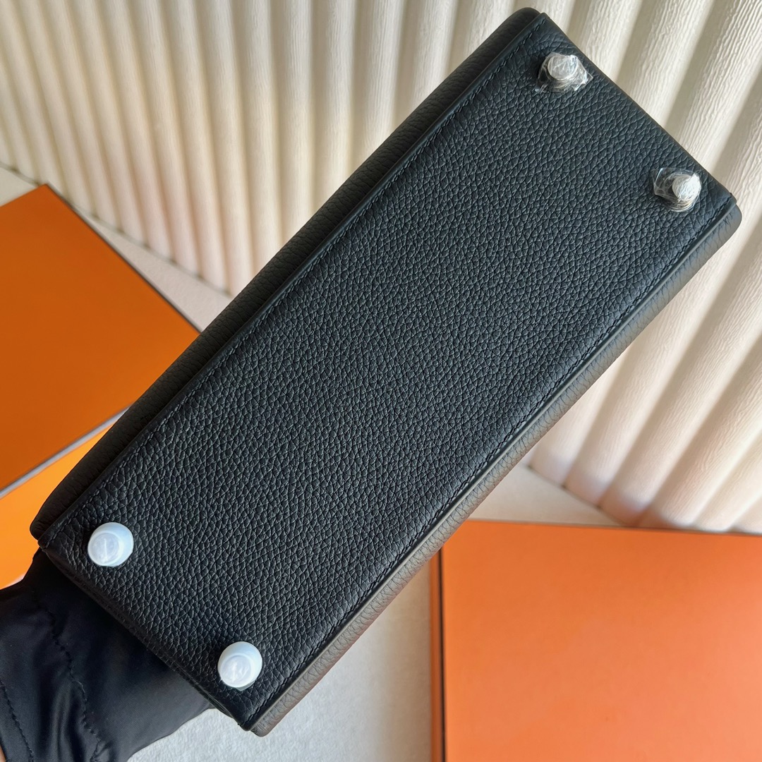 愛馬仕凱莉包泰國價格Hermès Kelly 25cm Togo 顏色CK89 Nior黑色銀色五金