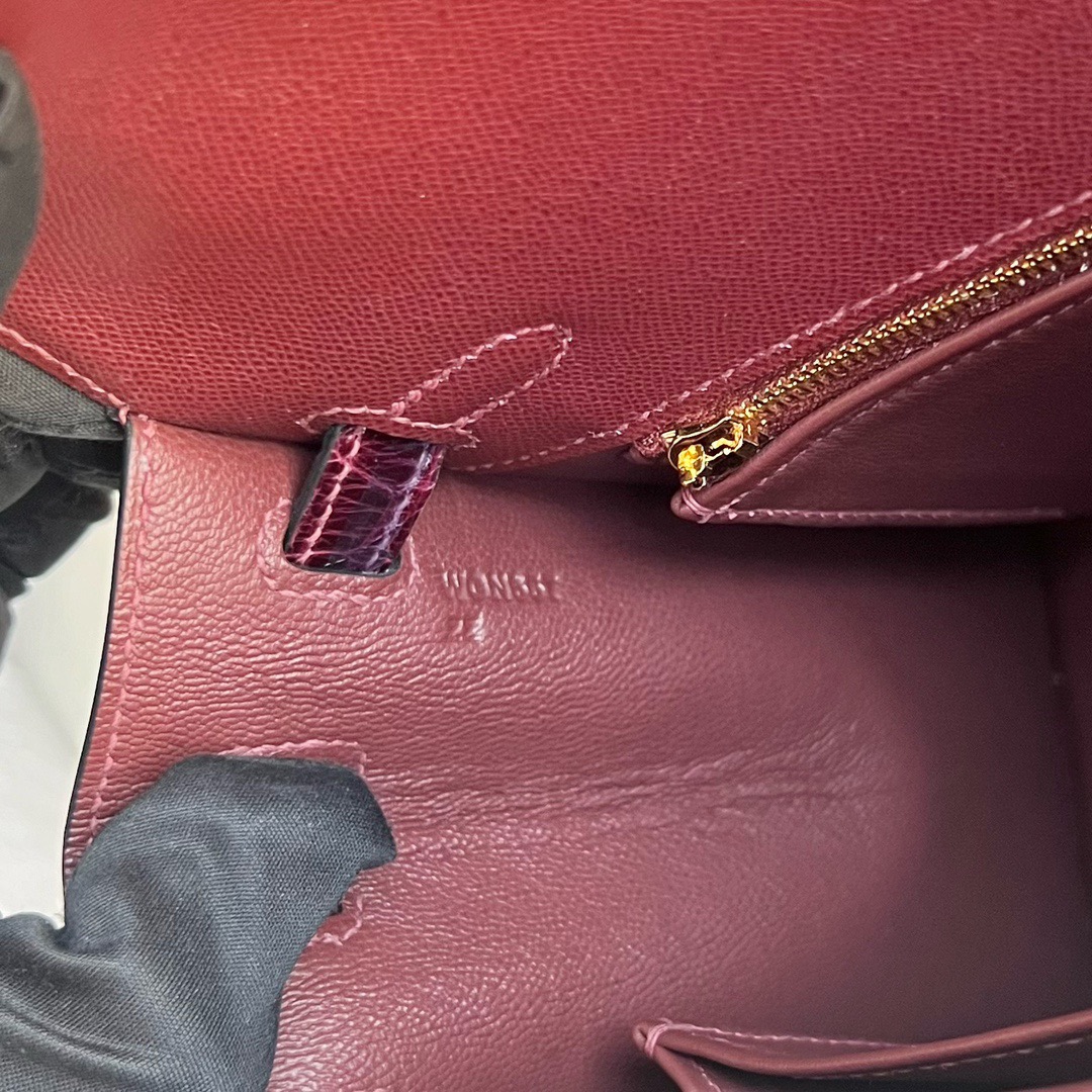 愛馬仕包包印尼旗艦店 Hermès Kelly 25 Touch亮面尼祿鱷魚愛馬仕紅/波爾多酒紅金色五金