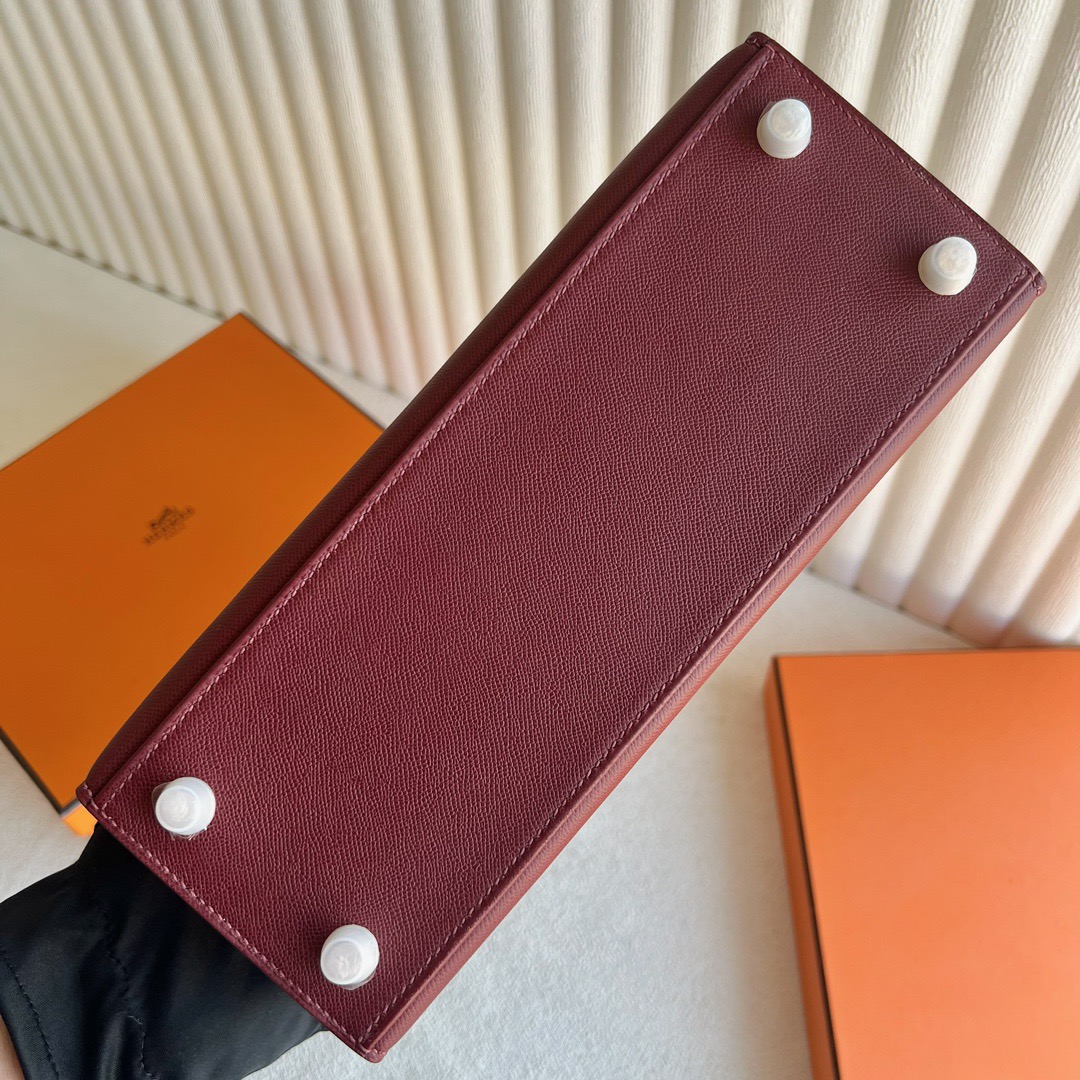 愛馬仕包包印尼旗艦店 Hermès Kelly 25 Touch亮面尼祿鱷魚愛馬仕紅/波爾多酒紅金色五金