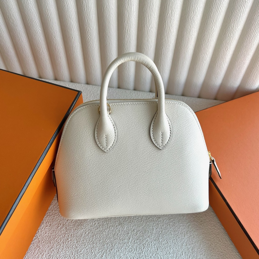 愛馬仕包包旗艦店Hermès Mini Bolide 20 山羊皮顏色I2 Nata 奶油白金色五金