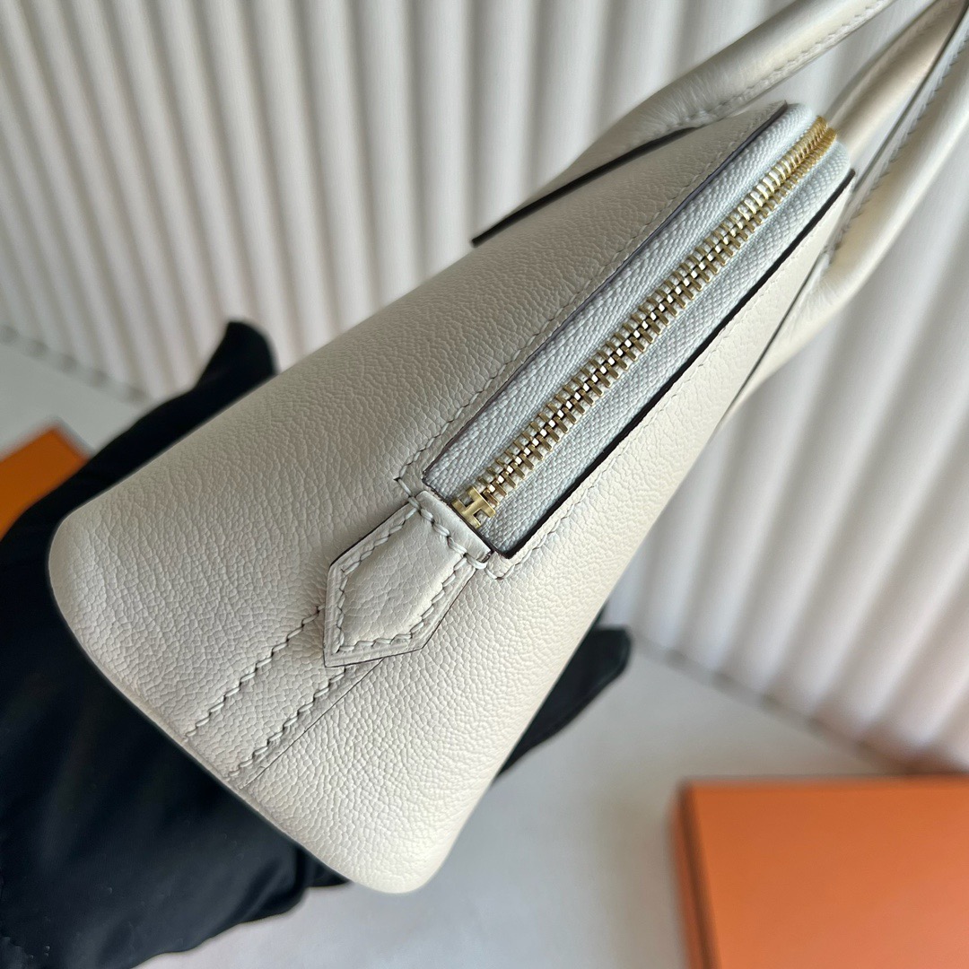 愛馬仕包包旗艦店Hermès Mini Bolide 20 山羊皮顏色I2 Nata 奶油白金色五金