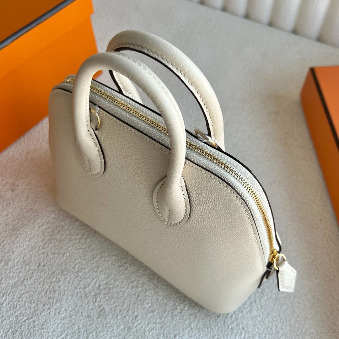 愛馬仕包包旗艦店Hermès Mini Bolide 20 山羊皮顏色I2 Nata 奶油白金色五金