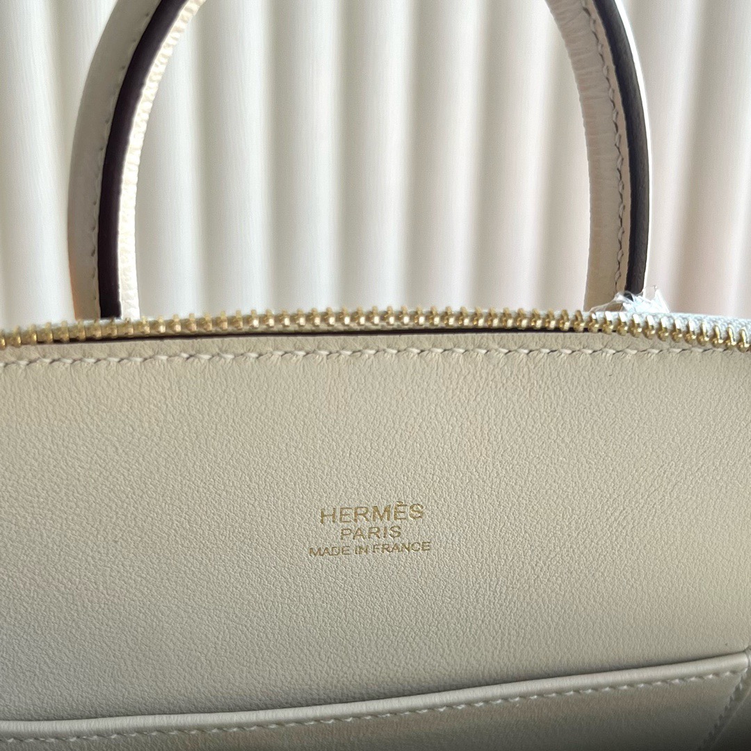 愛馬仕包包旗艦店Hermès Mini Bolide 20 山羊皮顏色I2 Nata 奶油白金色五金