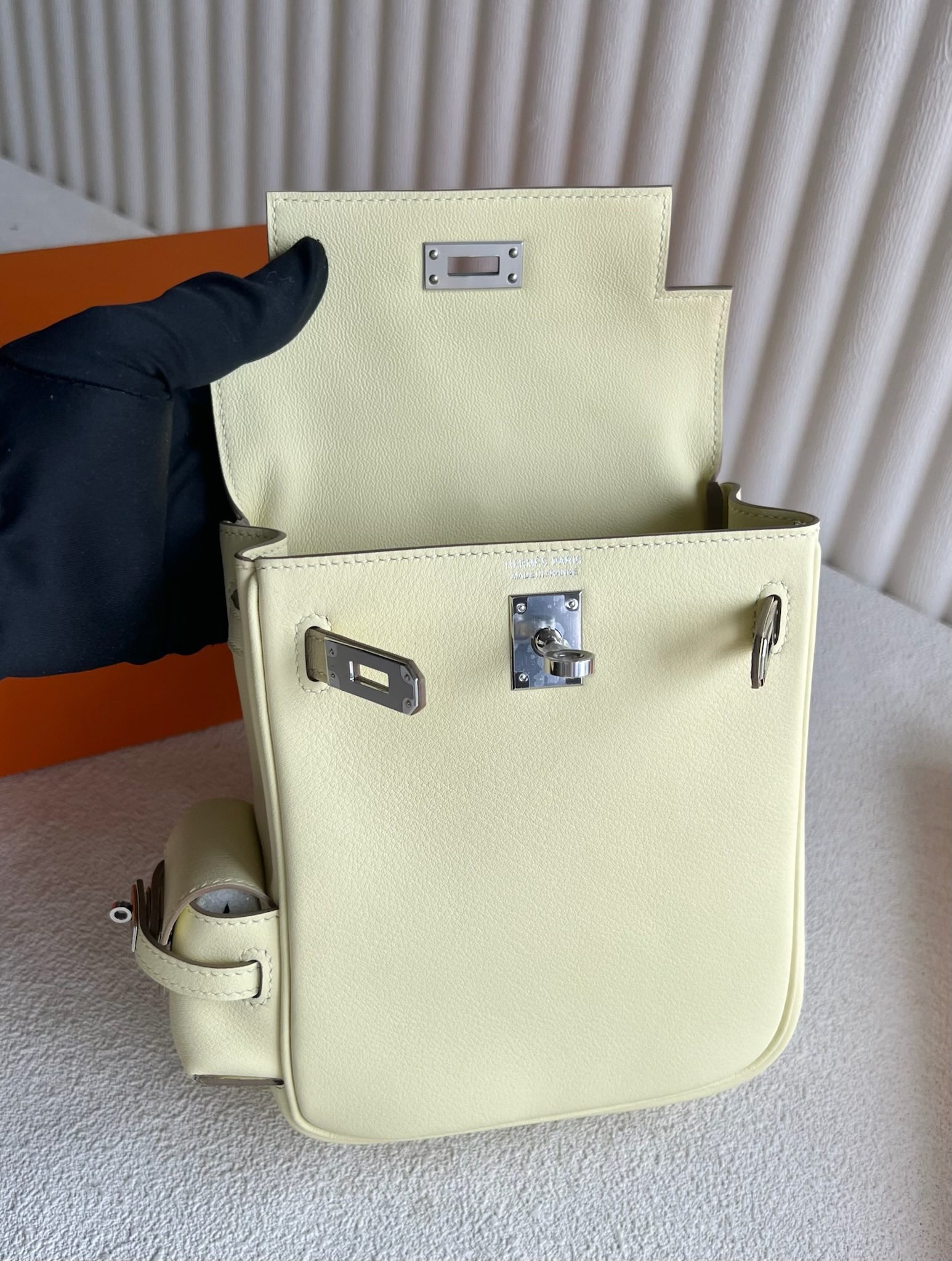 愛馬仕香港網站地址 Hermès Kelly Jump Small Backpack Swift i8 Jaune Milton密爾頓黃銀色五金