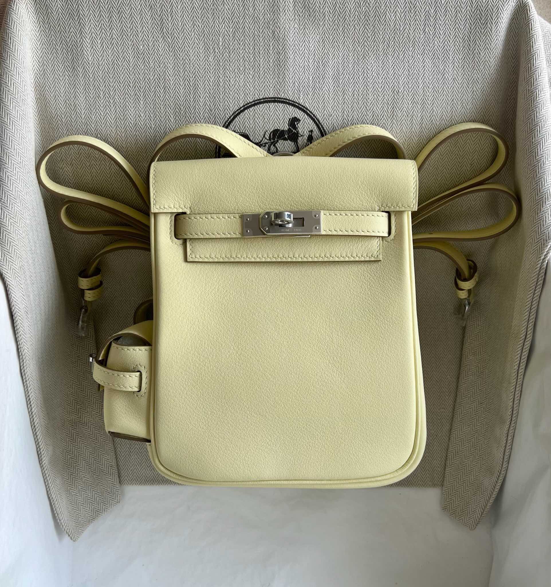愛馬仕香港網站地址 Hermès Kelly Jump Small Backpack Swift i8 Jaune Milton密爾頓黃銀色五金