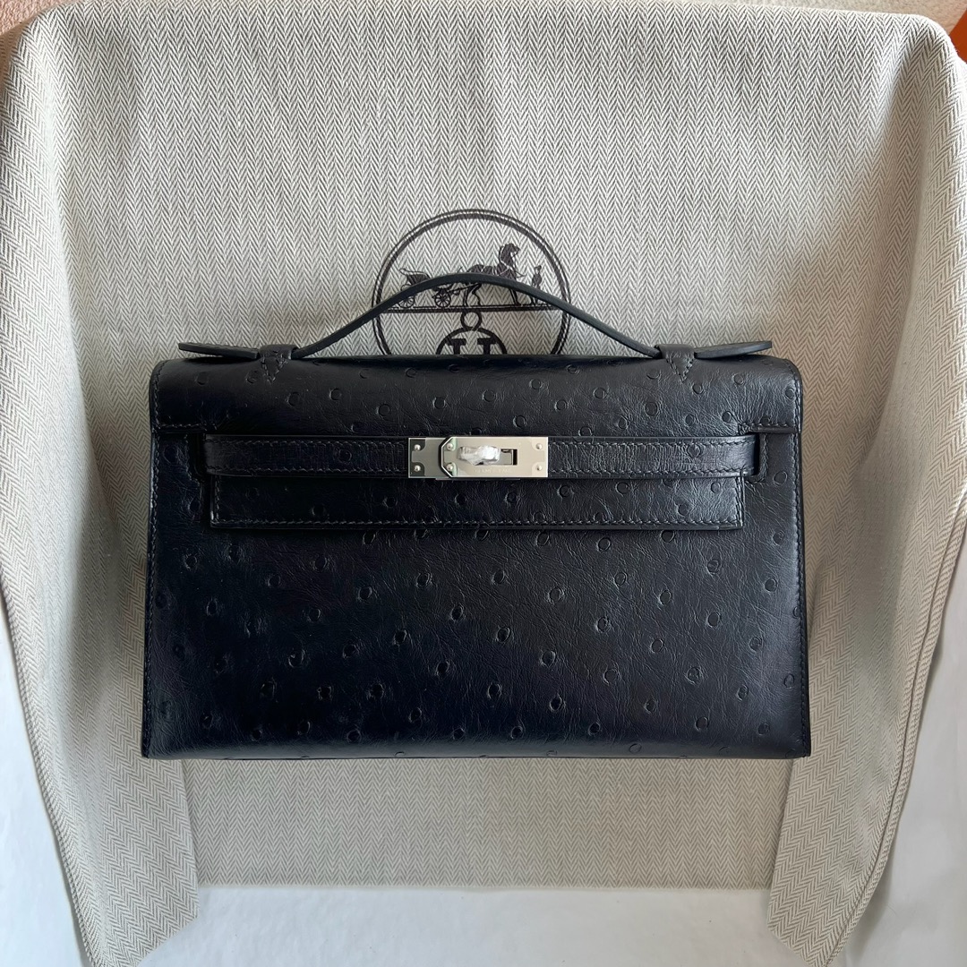 愛馬仕香港置地太子專賣店 Hermès Mini Kelly Pochette 原廠南非Klein Karoo鴕鳥皮黑色銀色五金