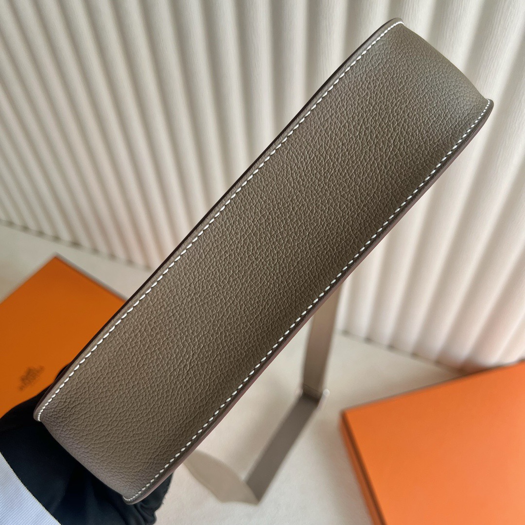 愛馬仕吉普賽包包經典款圖片 Hermès Jypssiere Mini Evercolor 大象灰銀色五金