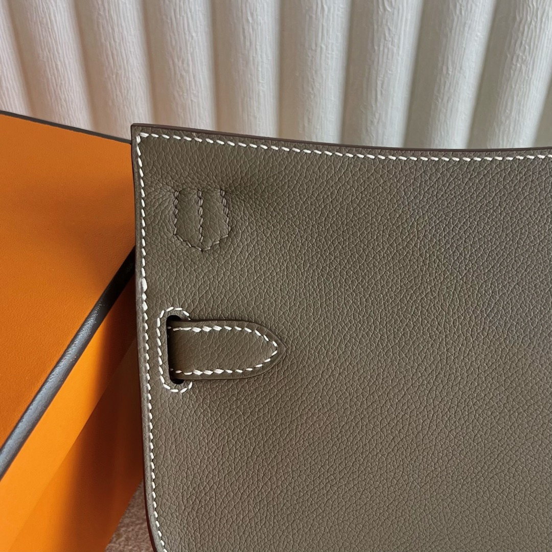 愛馬仕吉普賽包包圖片Hermès Jypssiere Mini Evercolor 顏色Etoupe大象灰金色五金