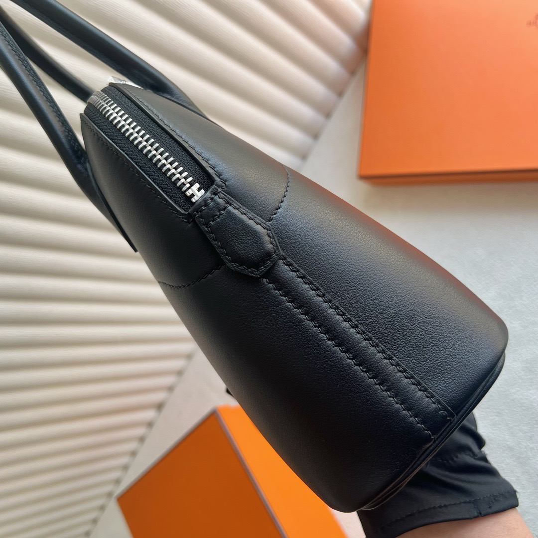 愛馬仕包包經典款 Hermès Bolide 27 Swift Leather 顏色黑色銀色五金