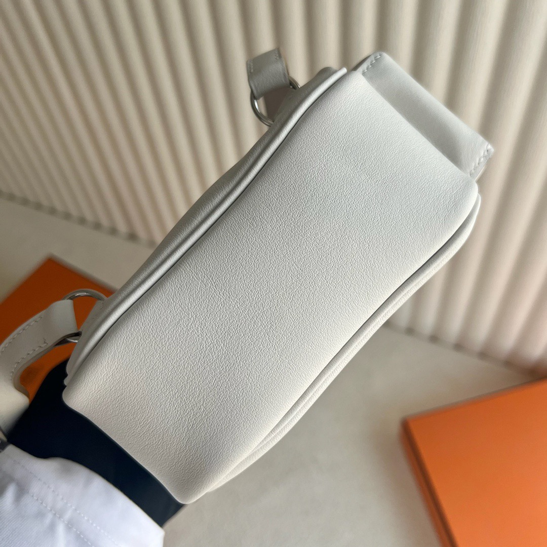 愛馬仕小背包多少錢價格Hermès Kelly Jump Swift M4 Gris Pale奶灰色銀色五金