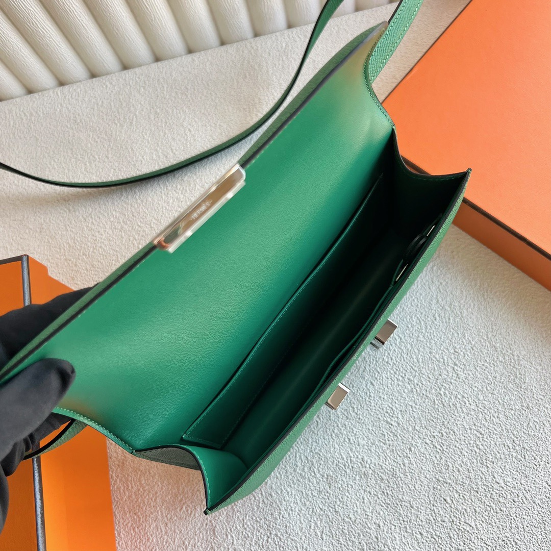 愛馬仕空姐包價格 Hermès Constance Elan 23 Mirror Style Epsom U4 Vert Vertigo 絲絨綠銀色五金-Qatar Kuwait Hermes Birkin Kelly Lindy bag 愛馬仕空姐包價格 Hermès Constance Elan 23 Mirror Style Epsom U4 Vert Vertigo 絲絨綠銀色五金