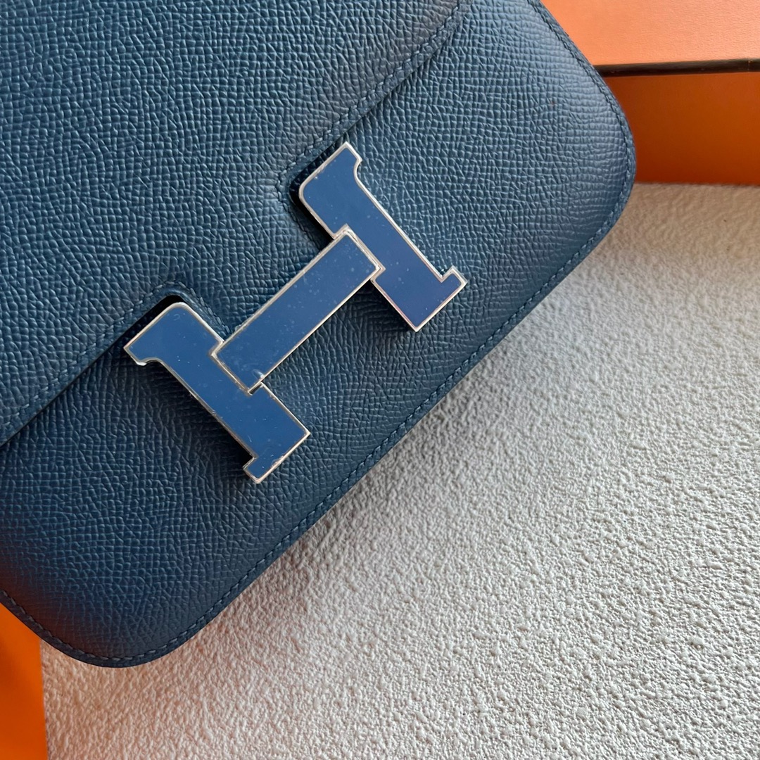 愛馬仕康康空姐包價格 Hermès Constance 18 Epsom Leather 顏色S4 Deep Bleu深邃藍配珐琅扣