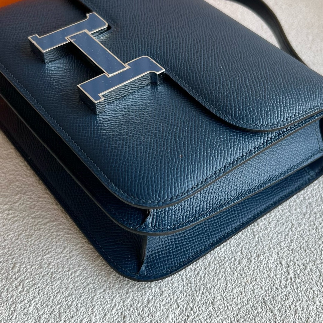 愛馬仕康康空姐包價格 Hermès Constance 18 Epsom Leather 顏色S4 Deep Bleu深邃藍配珐琅扣