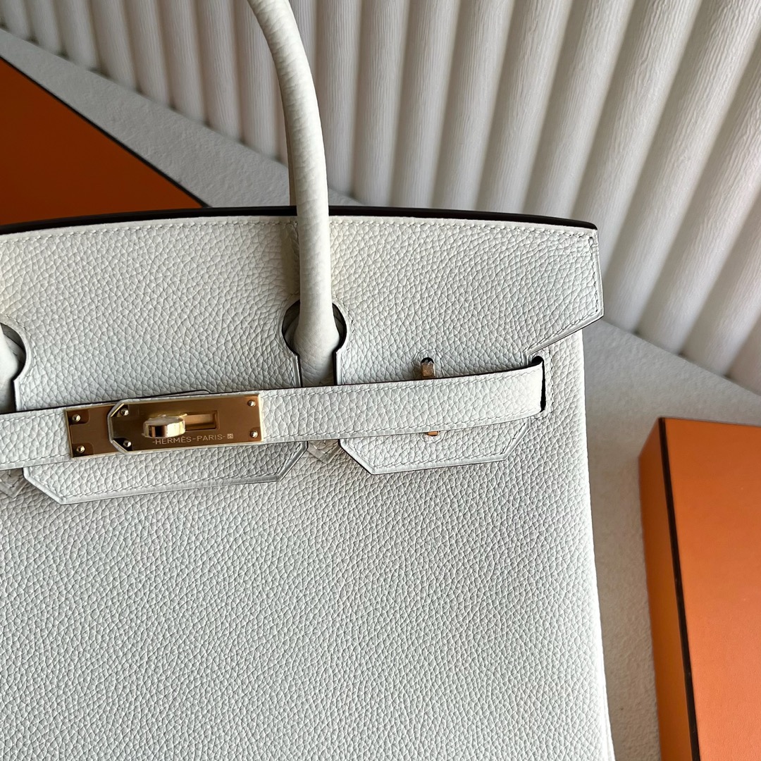 愛馬仕鉑金包多少錢一隻Hermès Birkin 30 Togo Leather 顏色I2 Nata 奶油白 金色五金