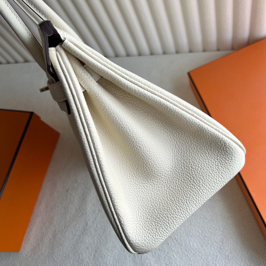 愛馬仕鉑金包多少錢一隻Hermès Birkin 30 Togo Leather 顏色I2 Nata 奶油白 金色五金