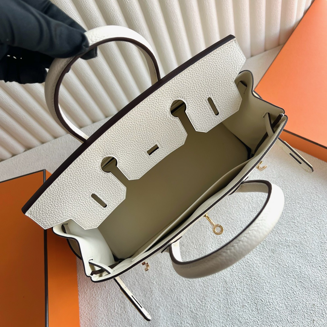 愛馬仕鉑金包多少錢一隻Hermès Birkin 30 Togo Leather 顏色I2 Nata 奶油白 金色五金
