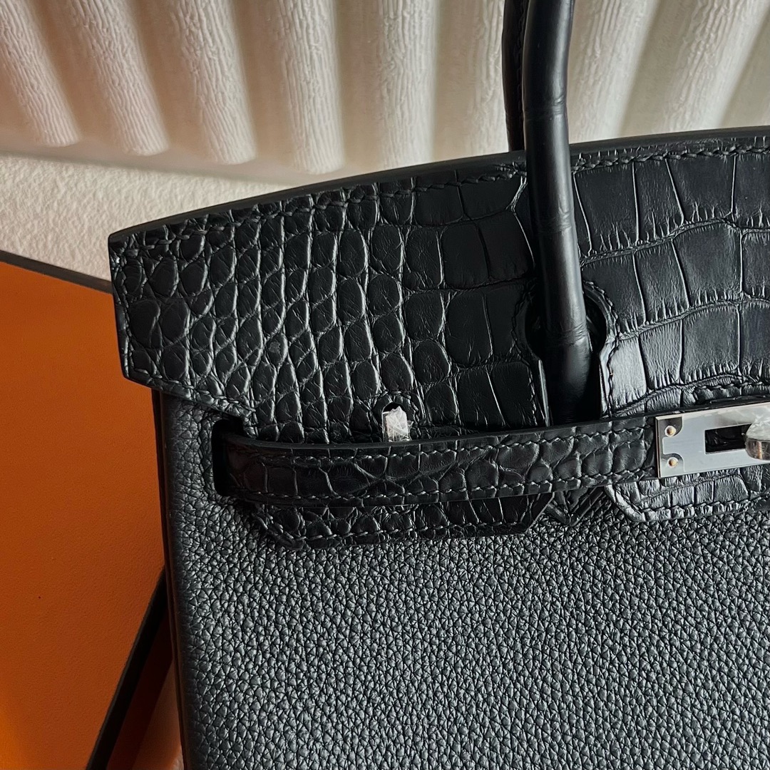 愛馬仕鉑金包25有多大 Hermès Birkin 25 Touch Togo/霧面美洲鱷魚皮 Noir黑色銀色五金