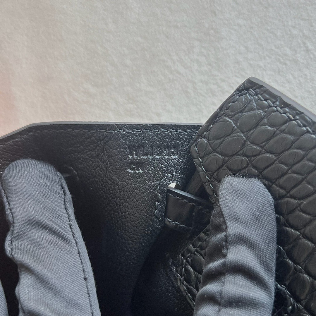 愛馬仕鉑金包25有多大 Hermès Birkin 25 Touch Togo/霧面美洲鱷魚皮 Noir黑色銀色五金