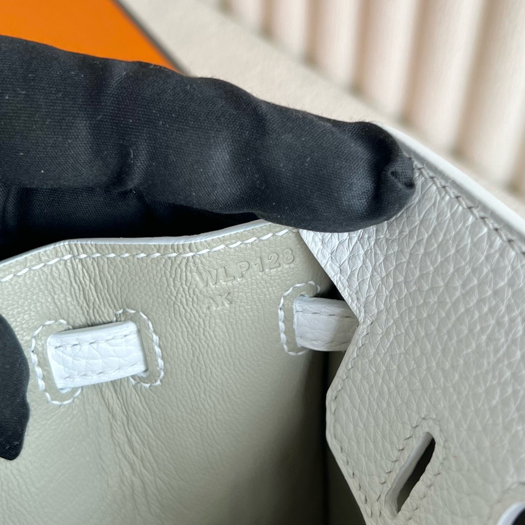 愛馬仕初雪白色啞光白色鱷魚皮小房子包多少錢 愛馬仕限量款 Hermes Birkin 20 Sellier Faubourg