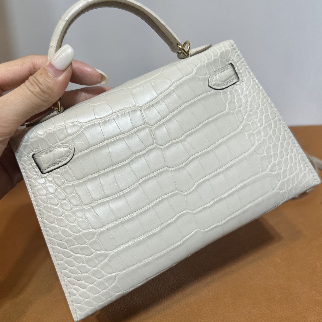 愛馬仕凱莉迷你二代19尺寸價格Hermès Kelly Mini Sellier 霧面美洲鱷魚皮奶油白 金色五金