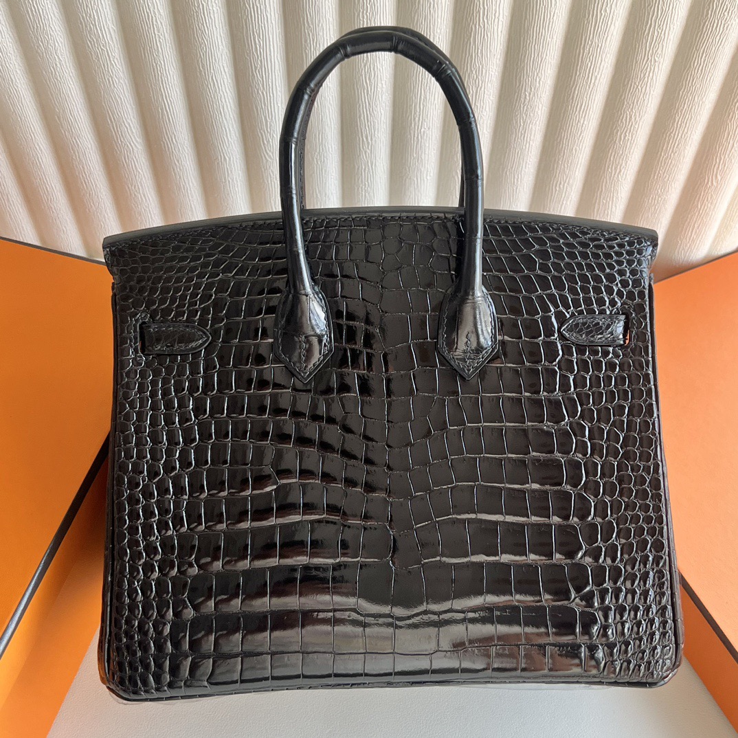 愛馬仕鉑金包多少錢 Hermès Birkin 25 倒V（∧）HCP灣鱷鱷魚皮 黑色 銀色五金