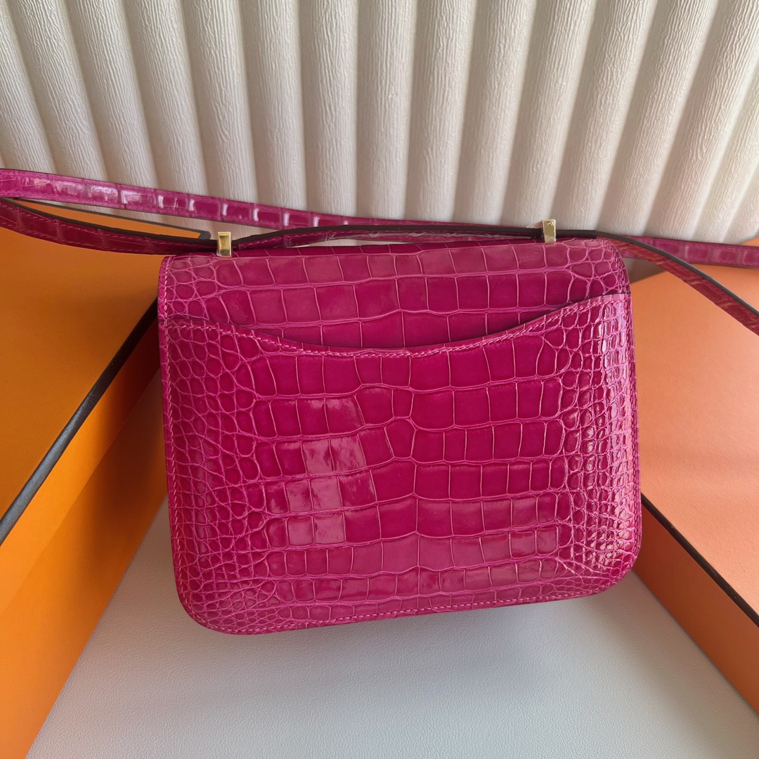 愛馬仕空姐包價格 Hermès Constance 18 亮面美洲鱷魚皮 5J Rose Fuchsia桃紅色金色五金