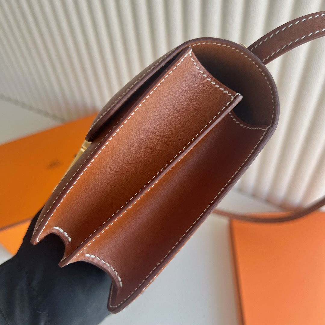愛馬仕康康包價格排名 Hermès Constance 18 Barenia平紋馬鞍皮 Fauve黃褐色金色五金