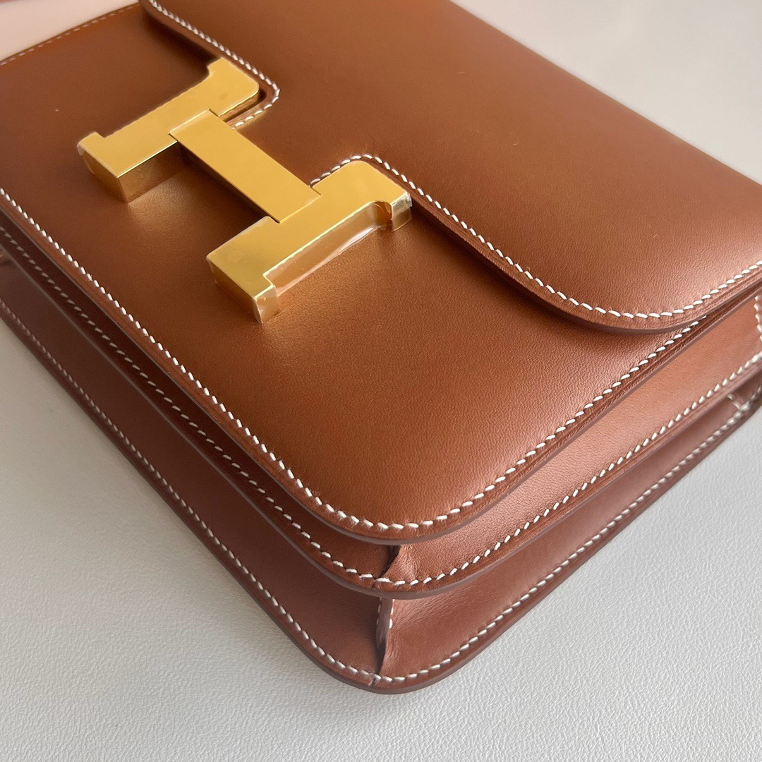 愛馬仕康康包價格排名 Hermès Constance 18 Barenia平紋馬鞍皮 Fauve黃褐色金色五金