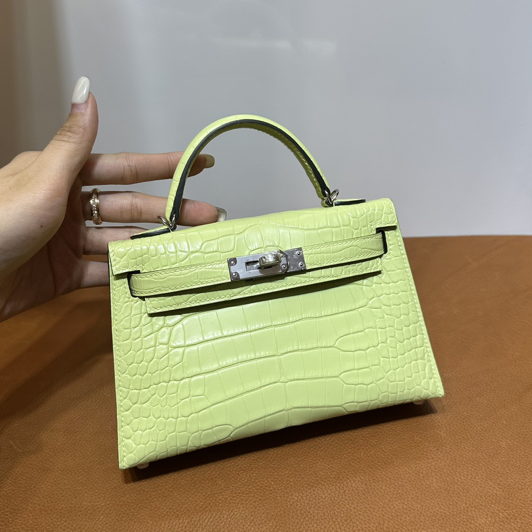 愛馬仕迷你凱莉2代多少錢 Hermès Kelly Mini Sellier 霧面美洲鱷魚皮 Lime 檸檬黃 嫩芽黃銀色五金