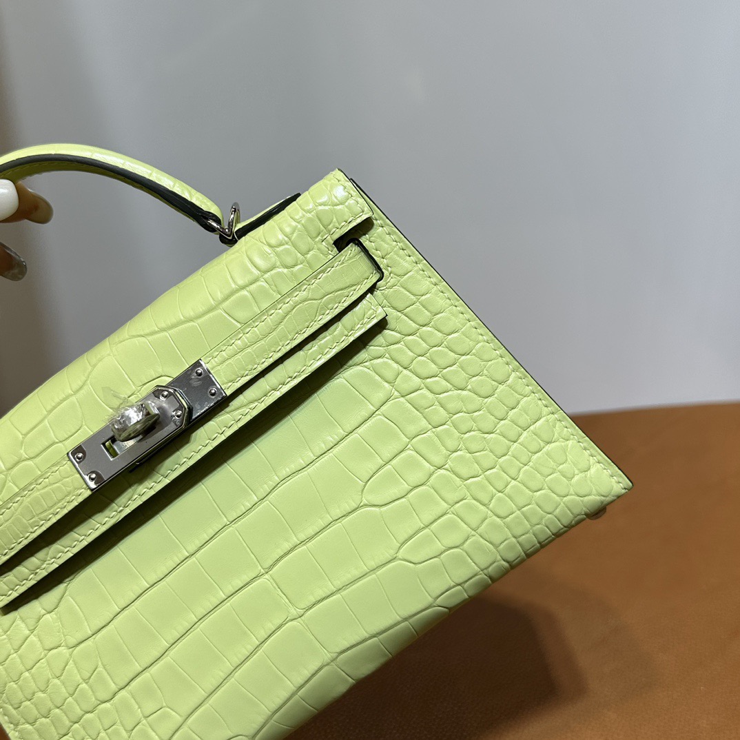 愛馬仕迷你凱莉2代多少錢 Hermès Kelly Mini Sellier 霧面美洲鱷魚皮 Lime 檸檬黃 嫩芽黃銀色五金