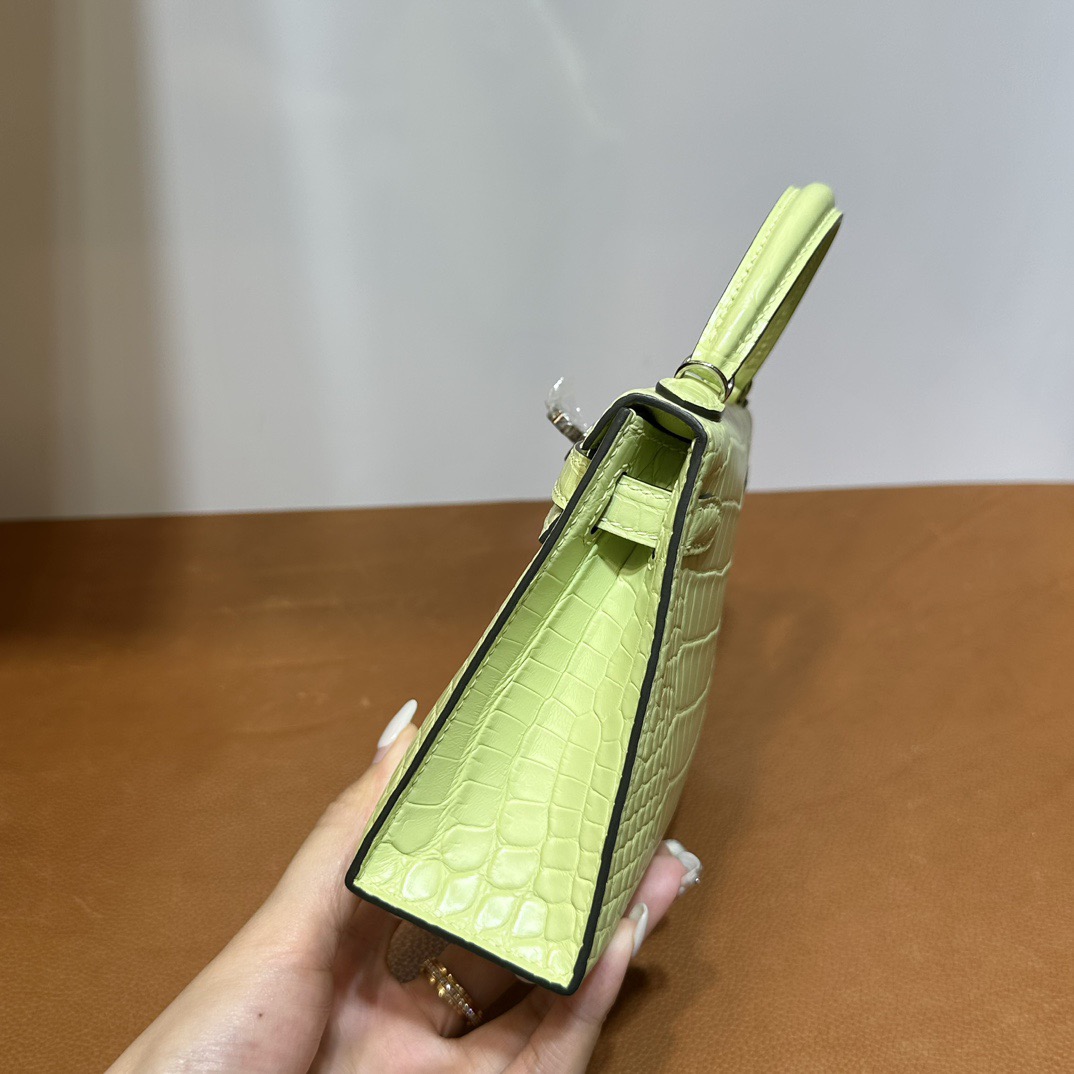 愛馬仕迷你凱莉2代多少錢 Hermès Kelly Mini Sellier 霧面美洲鱷魚皮 Lime 檸檬黃 嫩芽黃銀色五金